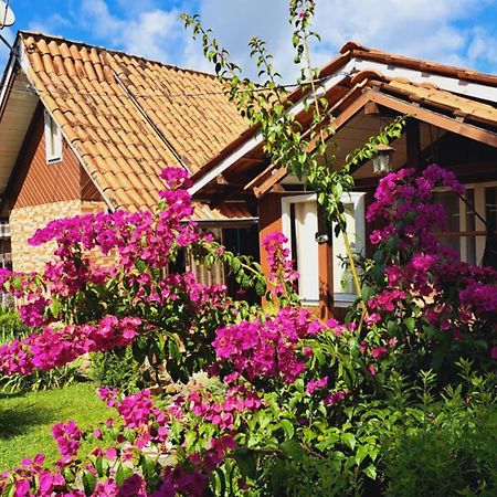 Chales Doce Luar Casas De Temporada Урубиси Экстерьер фото