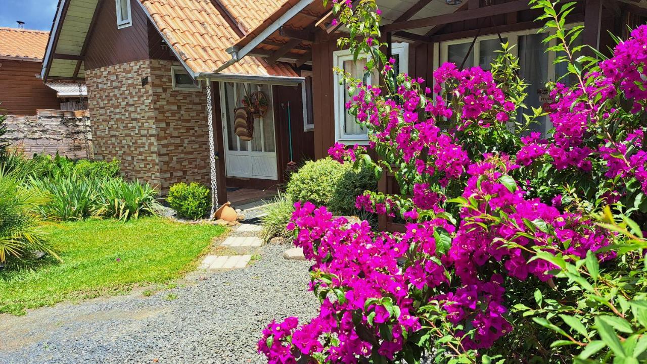 Chales Doce Luar Casas De Temporada Урубиси Экстерьер фото
